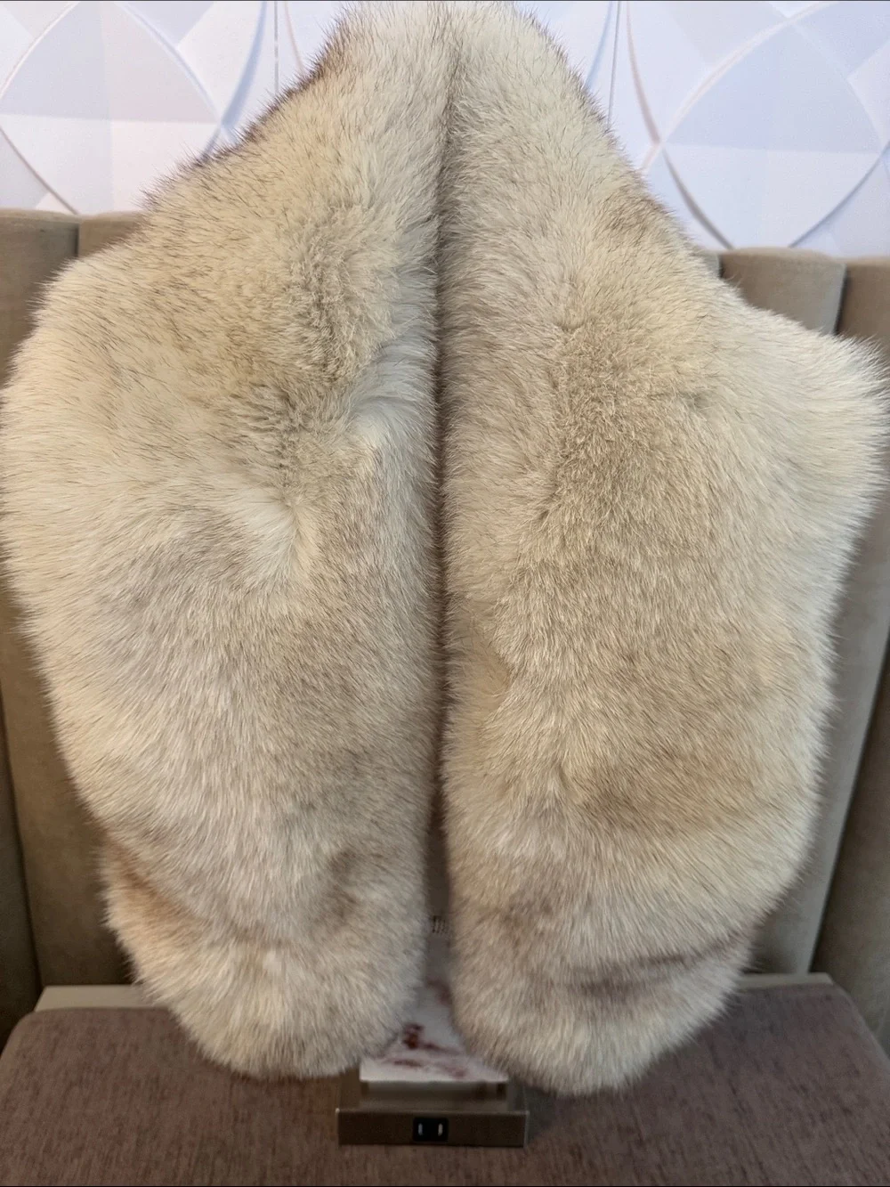 SAGA FOX FUR WRAP